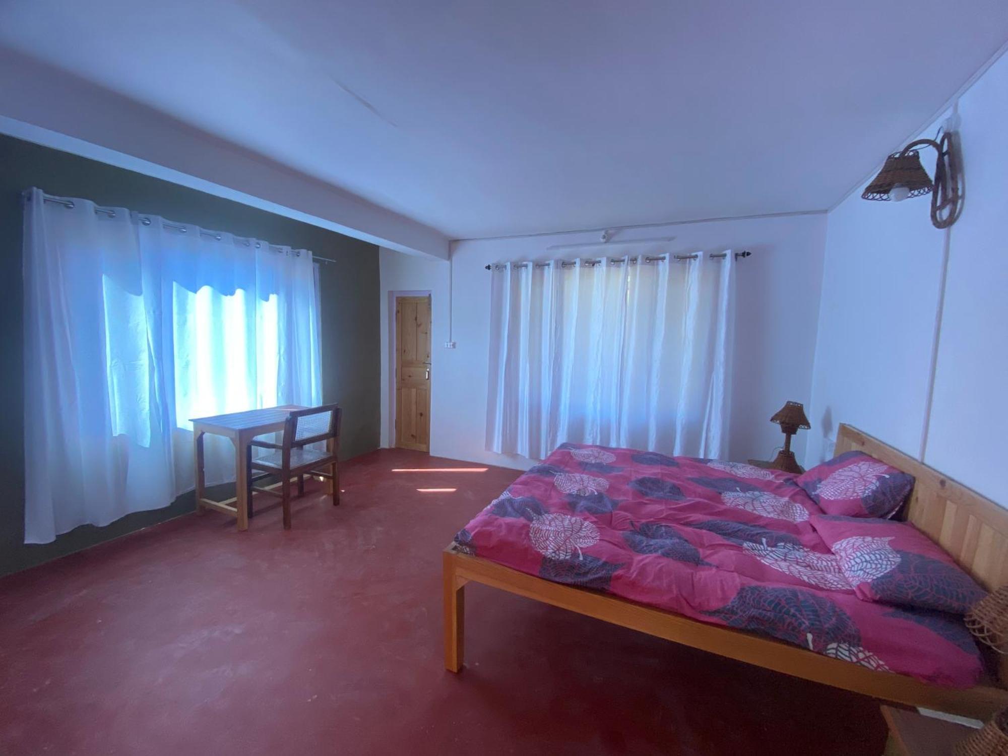 Brook Cottage Champawat Екстер'єр фото