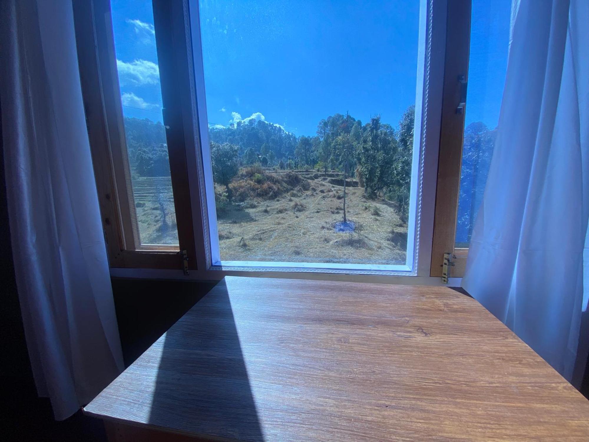 Brook Cottage Champawat Екстер'єр фото