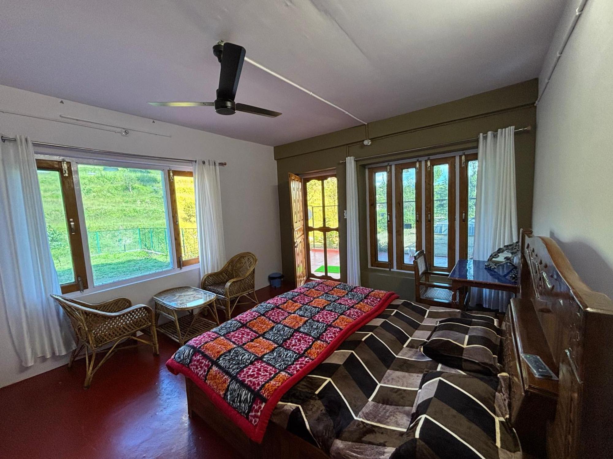 Brook Cottage Champawat Екстер'єр фото